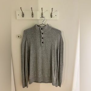 GAP Sweater